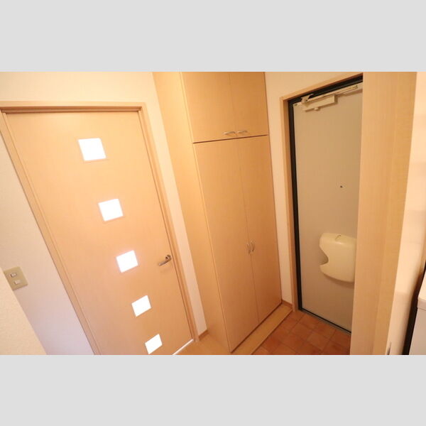 リビングタウンおゆみ野 玄関