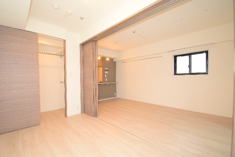 ステージグランデ台東根岸アジールコート11階 ※カラータイプ異なります。