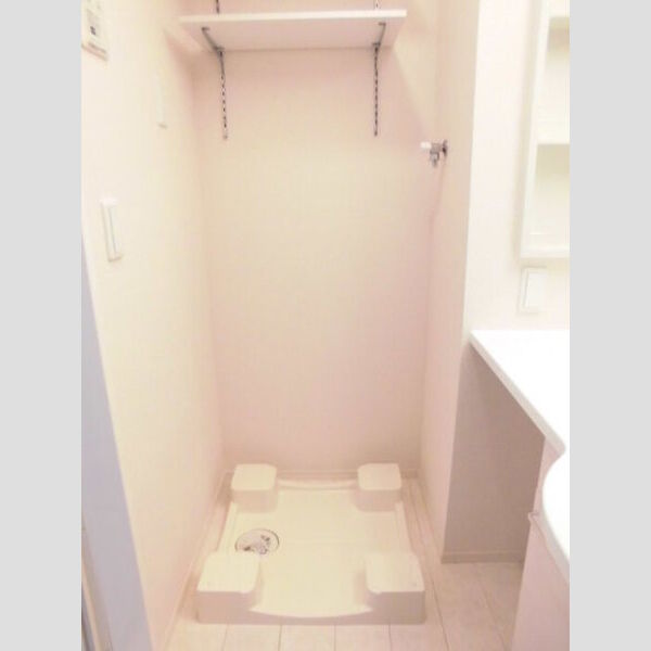 メゾンエミールⅠ202号室 室内洗濯機置き場