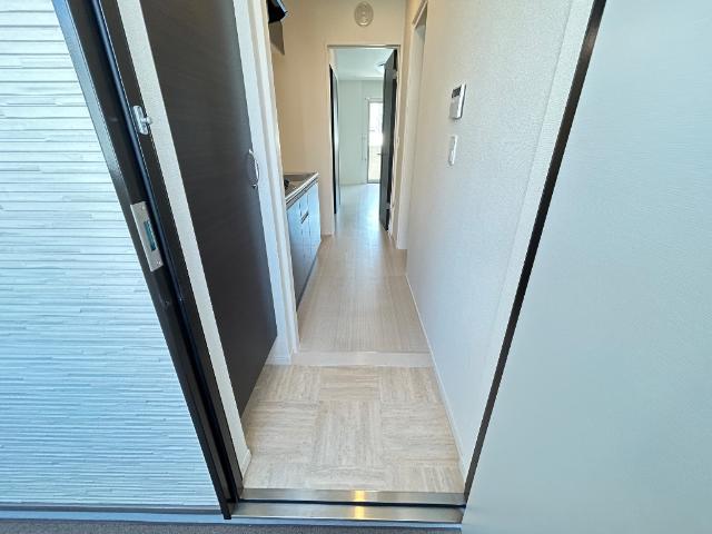 OceanCoastTsudanuma（オーシャンコーストツダヌマ）305号室 玄関