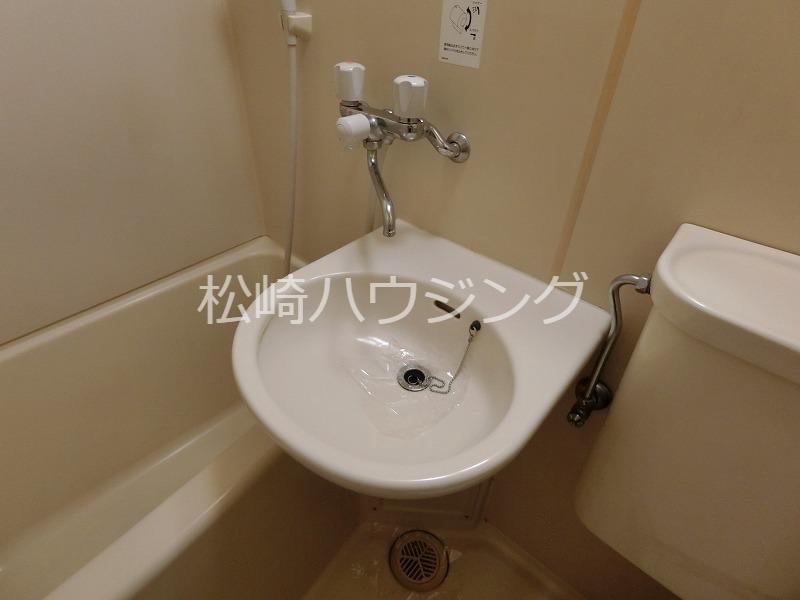 シャイニング小島 洗面
