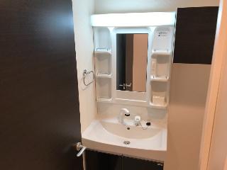 ラウレア　ヒレ 洗面