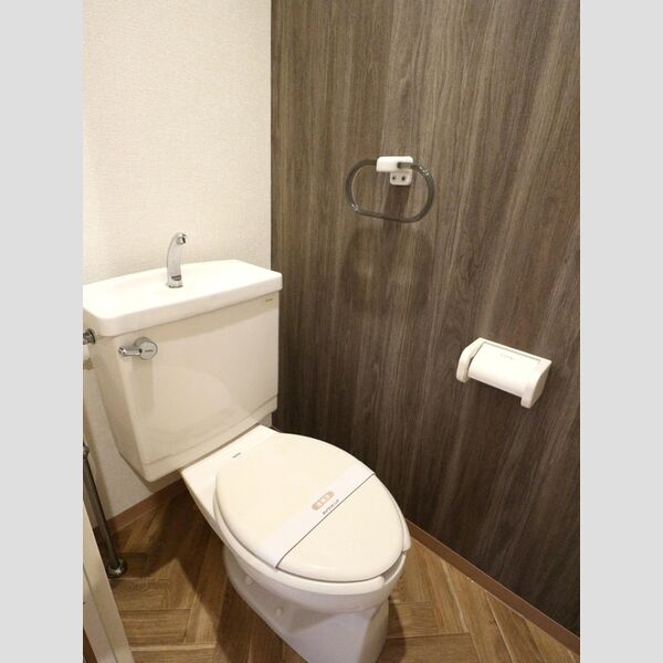 AWAビル102号室 トイレ