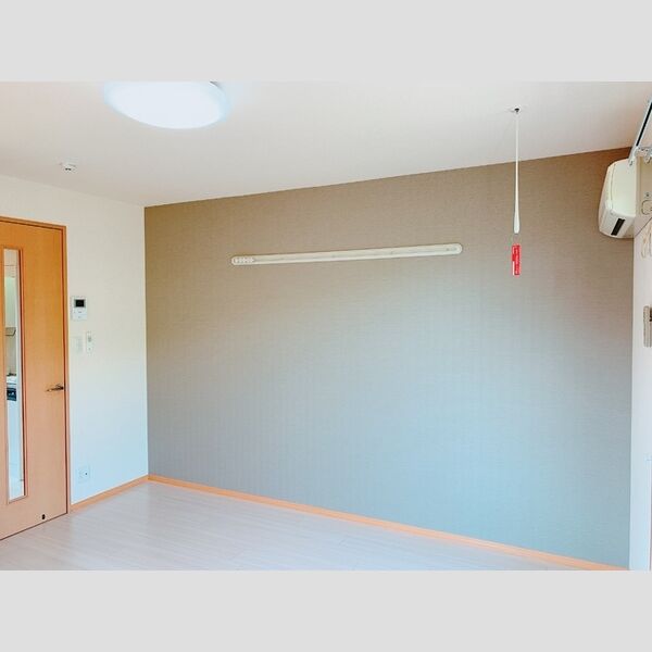 メゾンコリーヌ 洋室