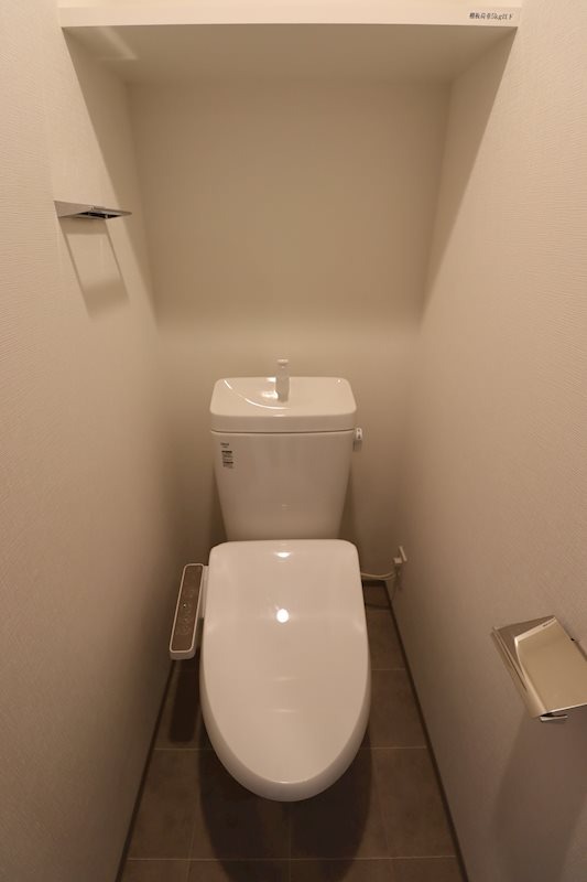 GENOVIA椎名町5階 トイレ