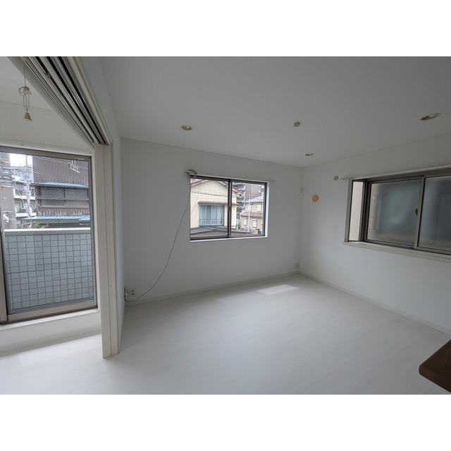 蕨市塚越4丁目戸建 リビング
