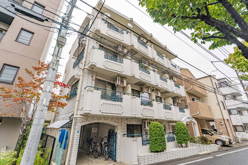 ベルサイユ大森3階 外観