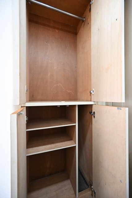 ハイ・シティ三軒茶屋第２ クローゼット・下部靴入