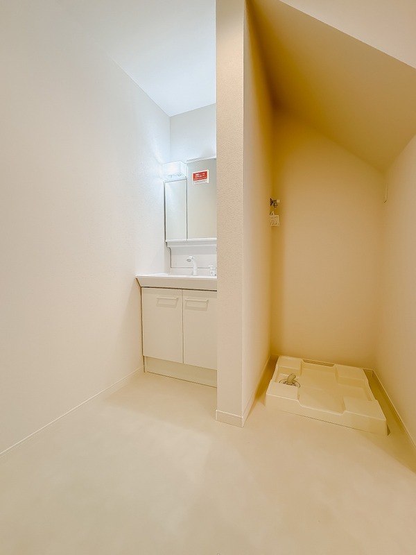 KAMULA 南2階 洗面