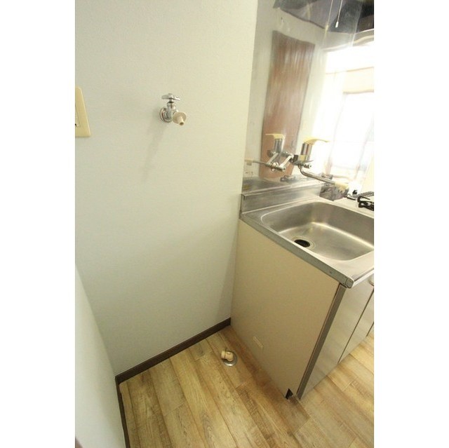 上大槻ハイツ202号室 室内洗濯機置場