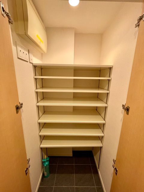 レジディア水道橋3階 収納