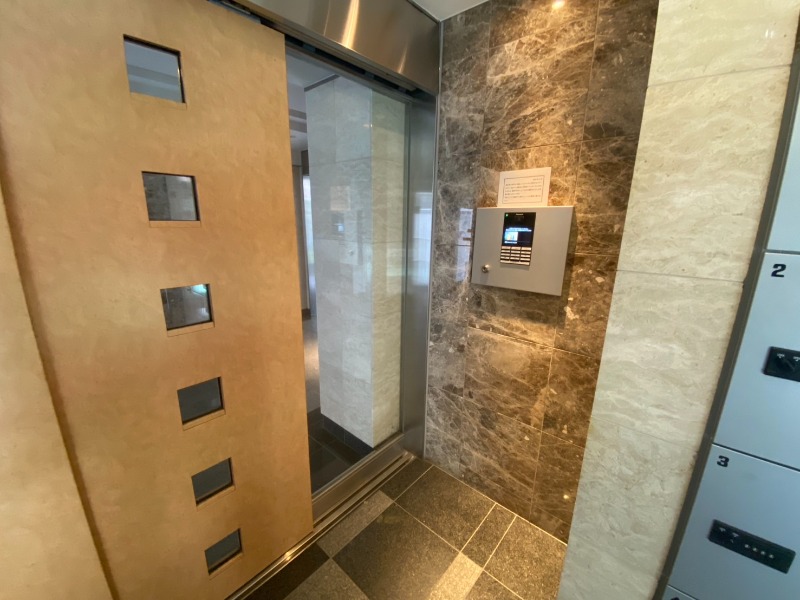 ラグジュアリーアパートメントデュオ神楽坂5階 オートロック