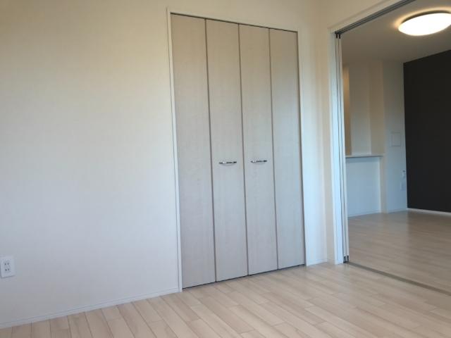 ＣＯＲＮＩＯＬＯ （コルニオーロ） 洋室