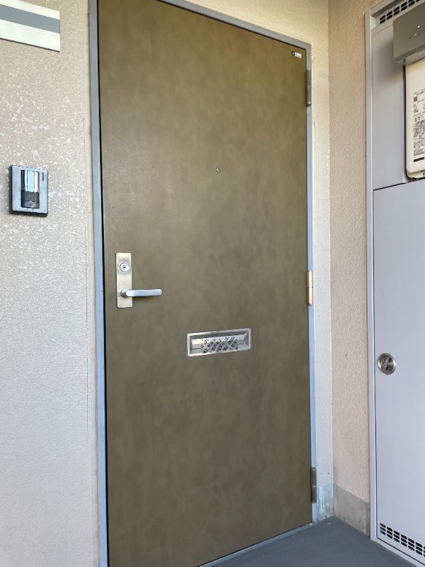 ガーデン桜橋3階 玄関