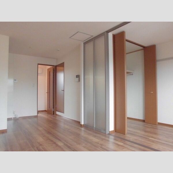 モナリエ飯泉 ■床のCF新しくしました■