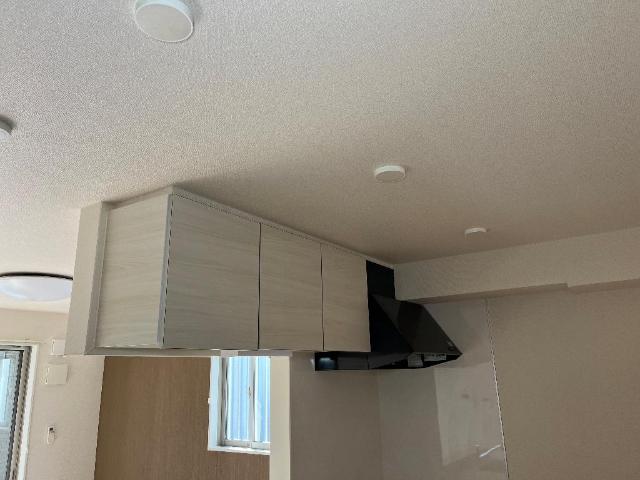 （仮称）海老名市大谷北新築アパートⅤ期 キッチン収納（イメージ）