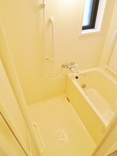 ファミーリェ二俣川0302号室 ※別号室の参考写真です(現況優先・仕様違いの場合あり)