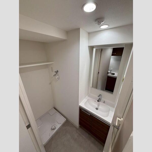 MAXIV CROS高島平MIRAIS603号室 トイレ