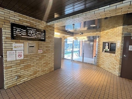 ライオンズマンション江田第３2階 ロビー　※2026年6月撮影