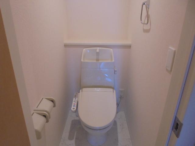 レヴメゾン神山参番館205号室 トイレ（イメージ）