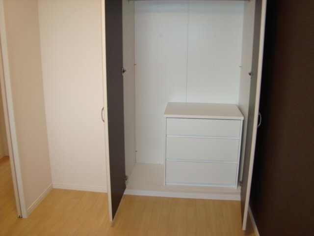 レグルス クローゼット