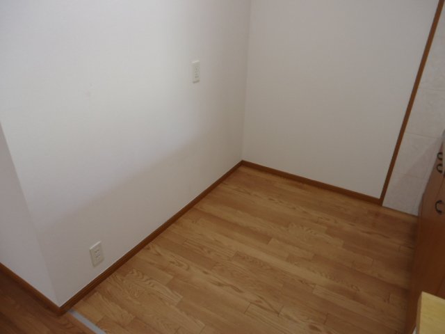 サンモール湘南 冷蔵庫置場