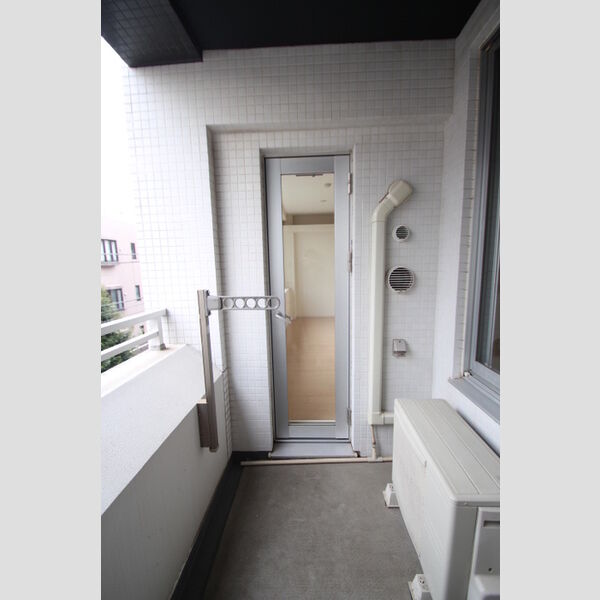 カスタリア若林公園 バルコニー