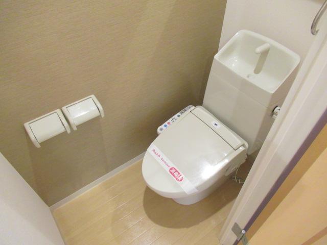 エスポワール幕張 シャワー付トイレ