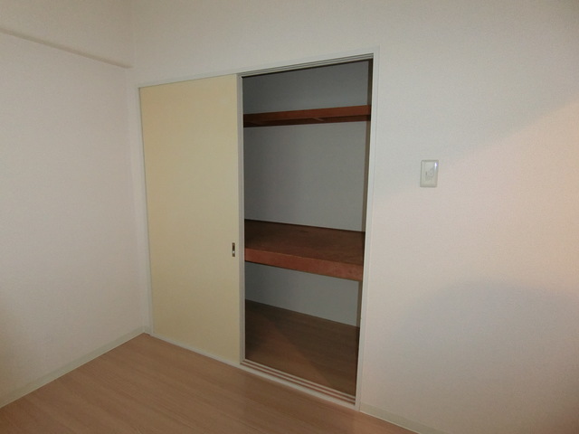 ベルウッド相模原0403号室 収納