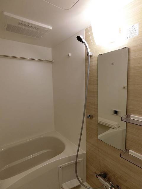 グランド・ガーラ大島 日々の疲れを癒すお風呂付です