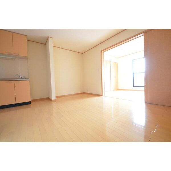 Sepia　Court　F リビング