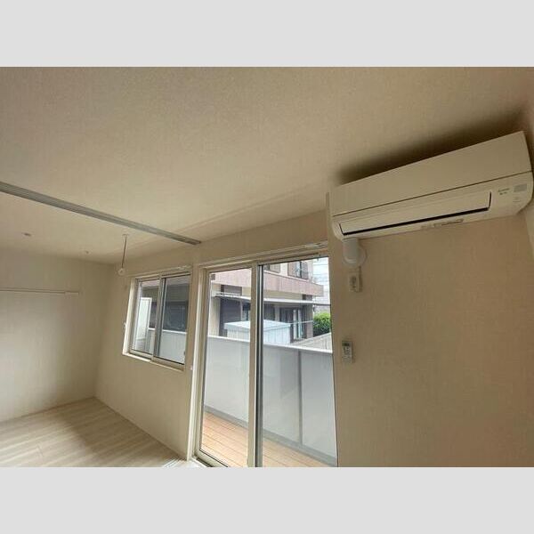 ジュネス前原103号室 エアコン