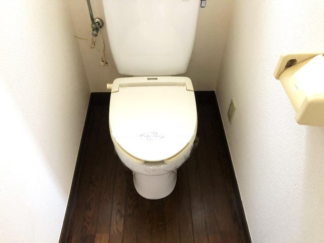 みずほ台ガレージ付き戸建 クリーニング済みの洋式トイレ！