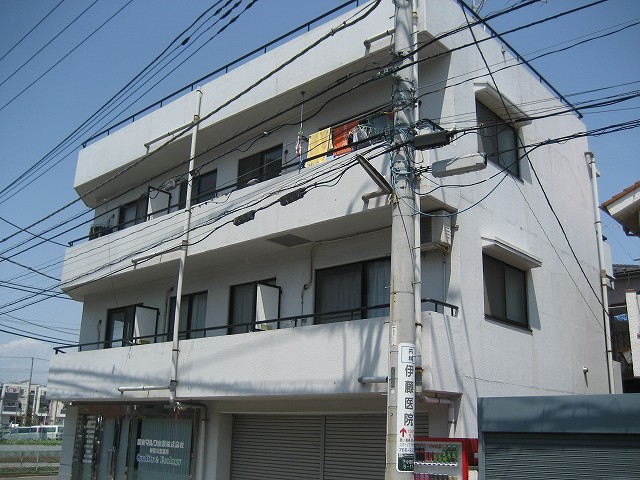 ルミエール新城 外観