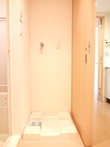 プラウドフラット代々木上原105号室 同建物別部屋の参考画像