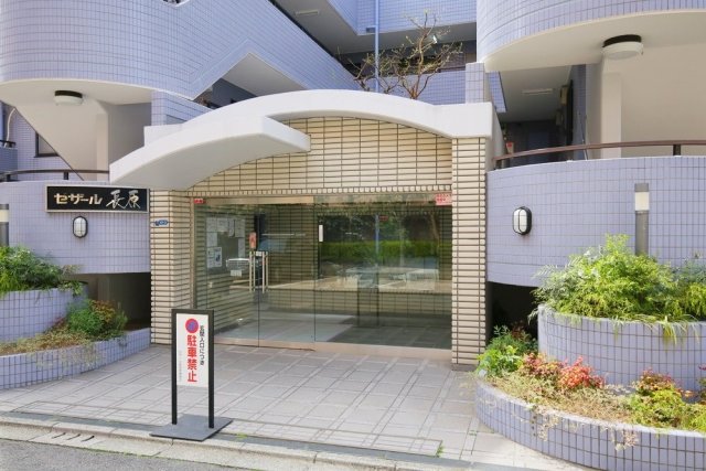 セザール長原 エントランス