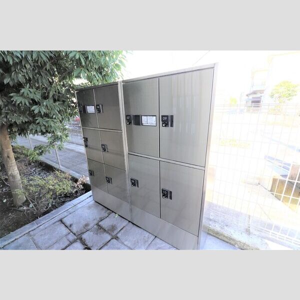 ゴールドパストラル　Ⅲ 宅配ボックス