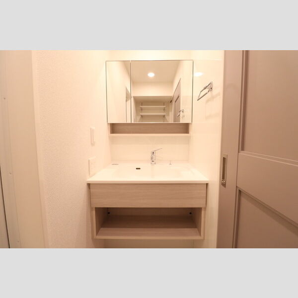 Arts&K 洗面化粧台