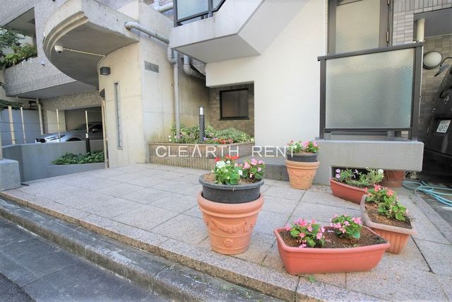 クオーレ目白台3階 直接の管理会社クレアスレント