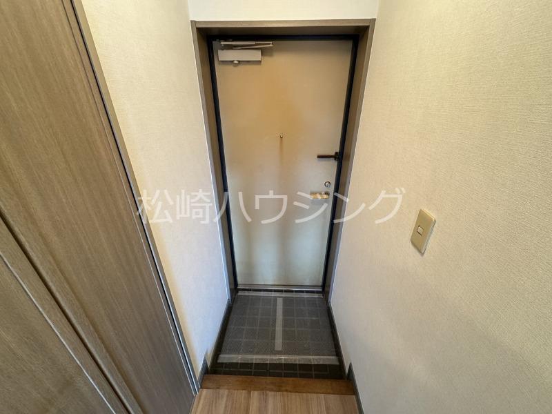 ライオンズマンション中野南  玄関