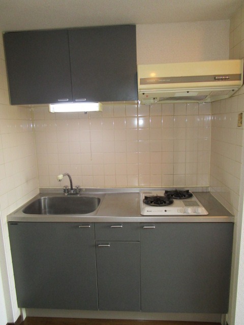 デルニエワコーII1階 キッチン