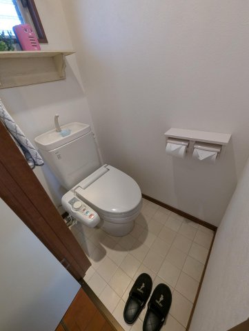 ファミール海老名 温水ウォシュレット付き（INAX製）