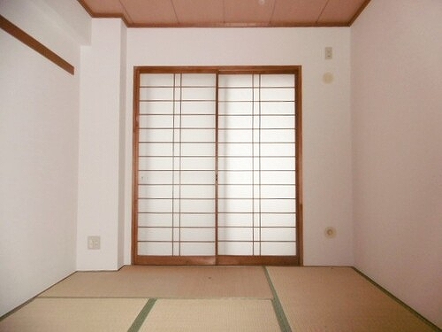 ライオンズヒルズ松戸 和室（約6.0畳）※前回募集時2017年5月撮影