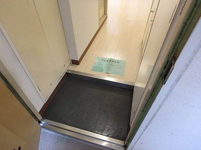 トップ不動前 玄関