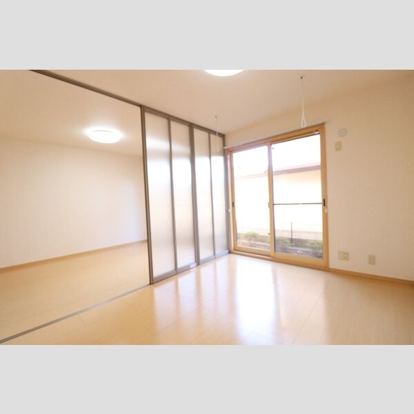 ヴェルドミールSAKAE205号室 同建物別部屋の参考画像