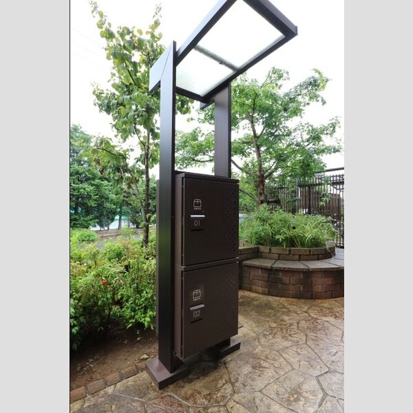 フラッツ酒井根　Ⅱ号棟 宅配ボックス