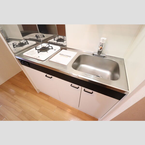 メゾンコリーヌ202号室 キッチン