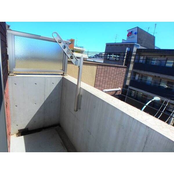 ルーブル吉祥寺南0402号室 バルコニー