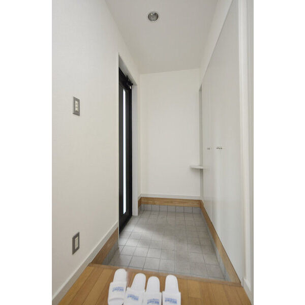 林様　戸建2階0002号室 玄関