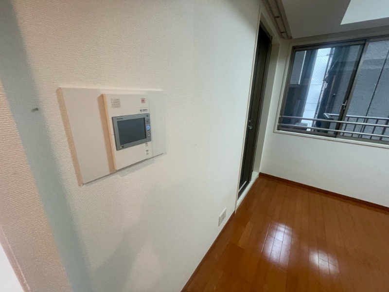 ファミール東銀座グランスイートタワー2階 モニター付きインターホン